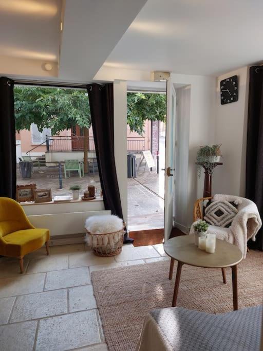 Chez Laurette - Charming In Historic Village Near Versailles *