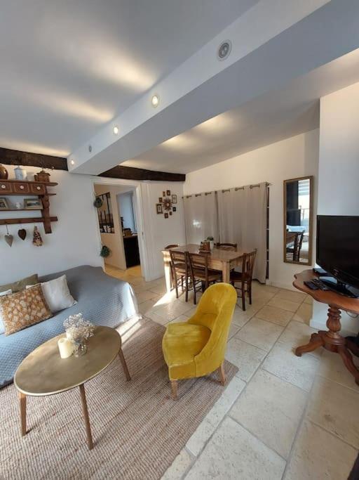 Apartamento Chez Laurette - Charming In Historic Village Near Versailles *